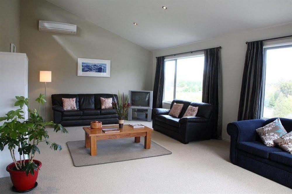 Criffel Peak View Bed And Breakfast Wanaka Exterior foto